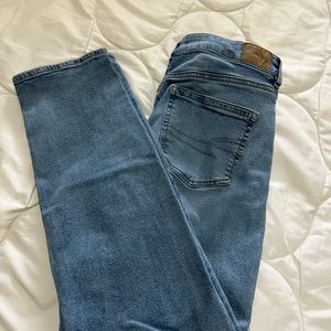 American eagle Mom jean